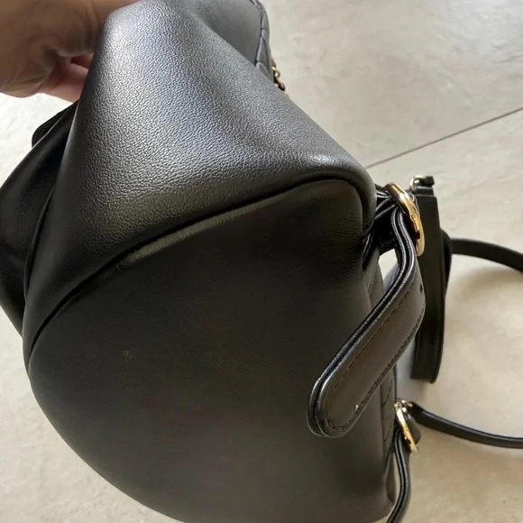 CHANEL Black Quilted Backpack with Gold Accents - Picture 7 of 9